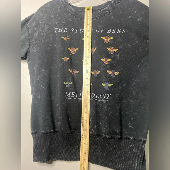 Fifth Sun womens Study of Bees Sweatshirt size small - Picture 7 of 8